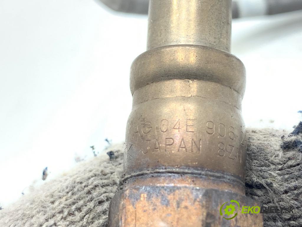 SKODA SUPERB III Kombi 2020 160 kW 1.4 TSI iV 1395 sonda lambda přední část 04E906262HG (Lambda sonda)