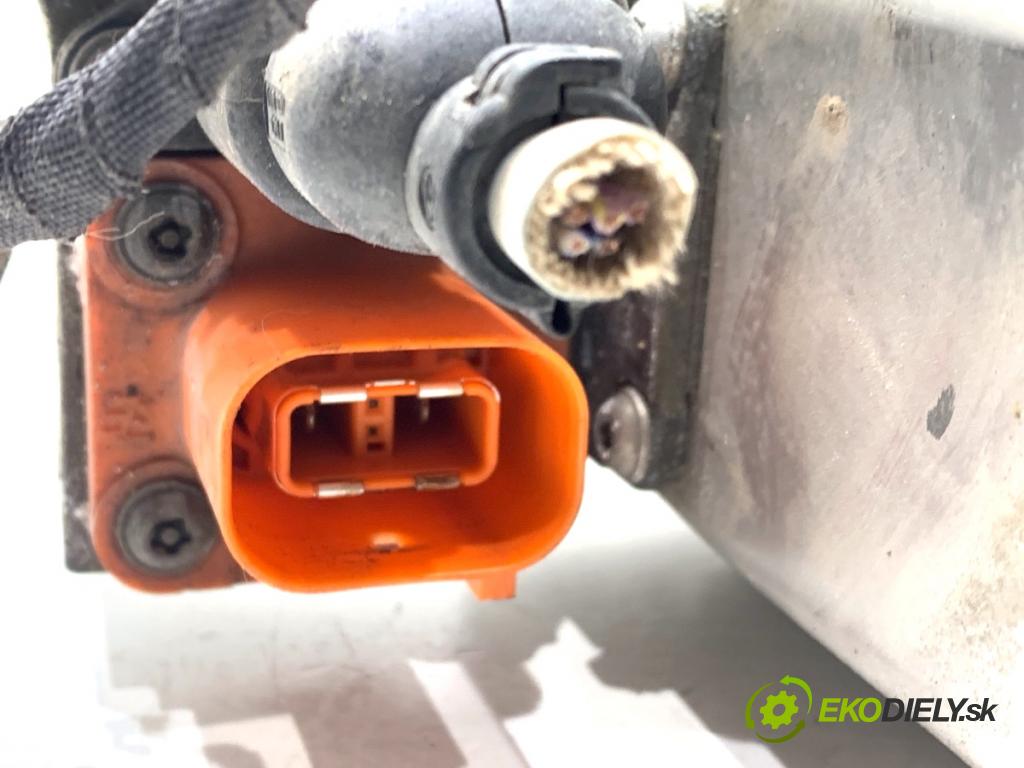 SKODA SUPERB III Kombi 2020 160 kW 1.4 TSI iV 1395 VÝMENNÍK: TEPLÝ: 3Q0963231E