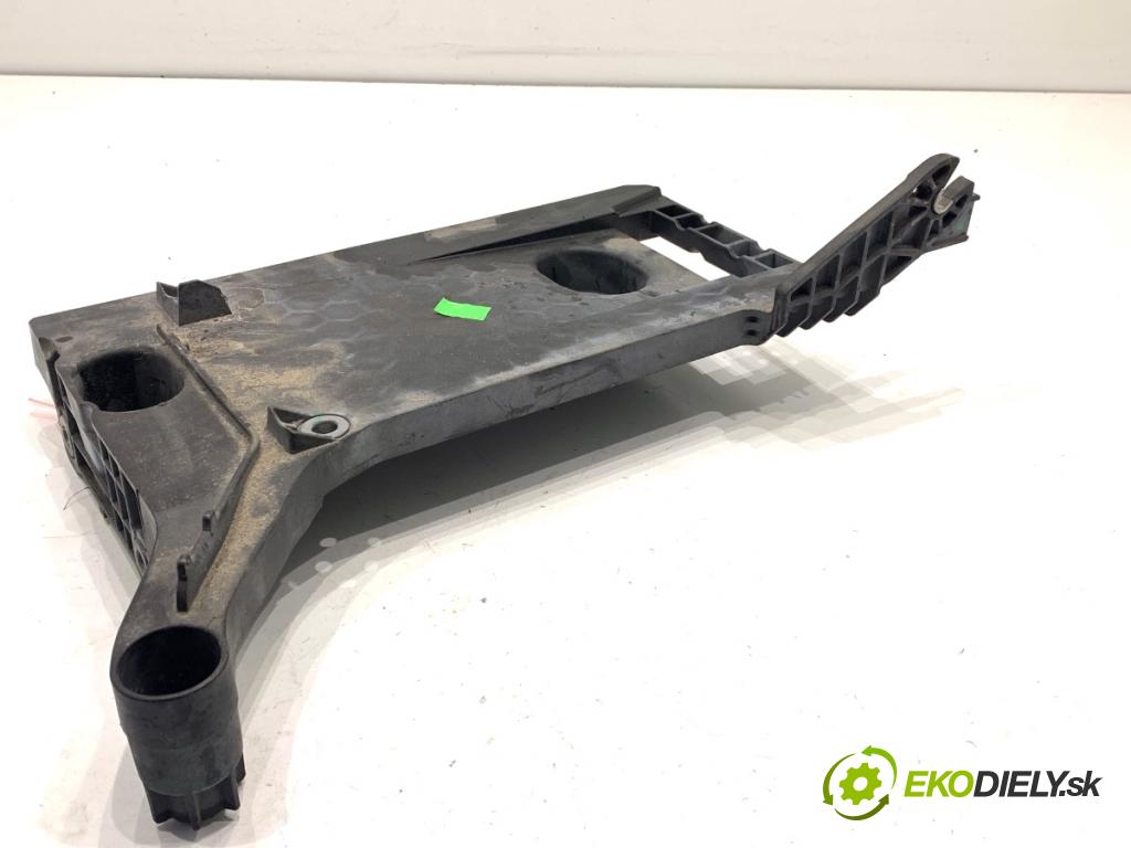 SKODA SUPERB III Kombi 2020 160 kW 1.4 TSI iV 1395 obal akumulátora 3G0907509