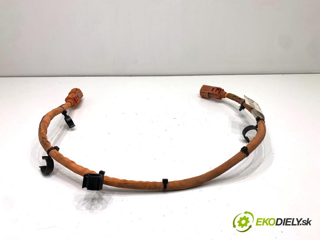 SKODA SUPERB III Kombi 2020 160 kW 1.4 TSI iV 1395 trubka vysokého NAPĚTÍ: 3Q0971475B