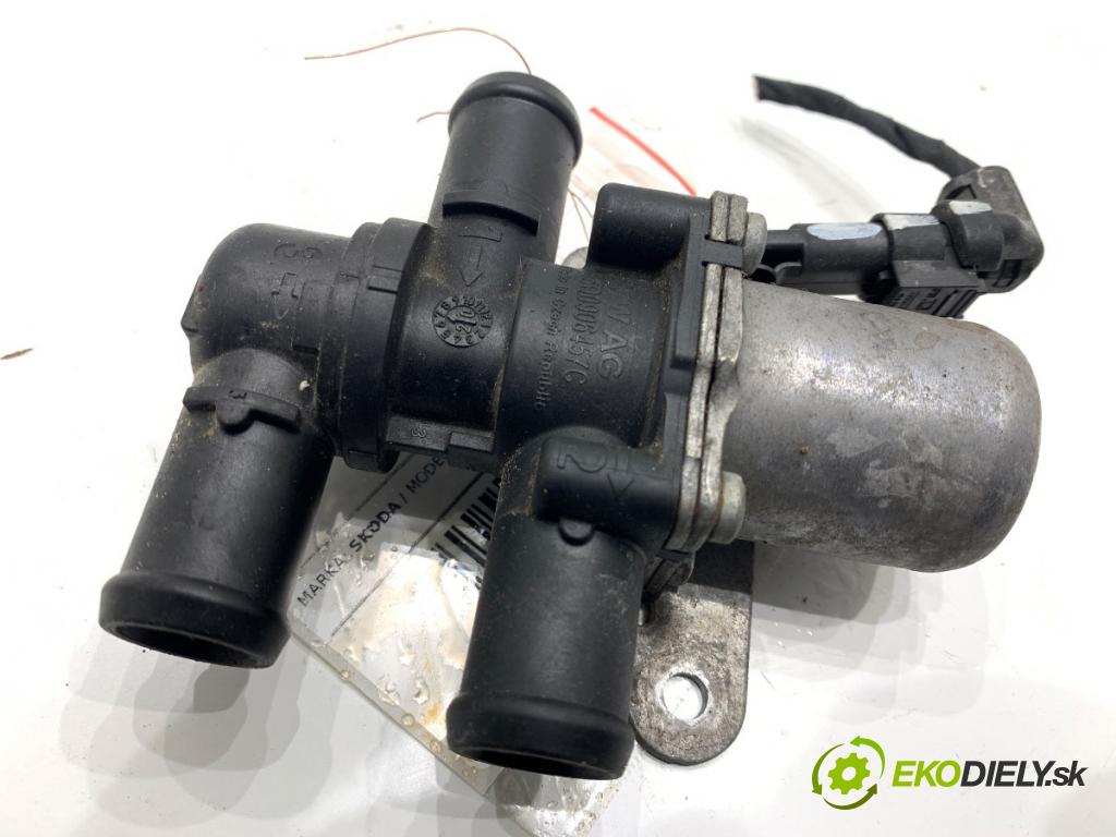 SKODA SUPERB III Kombi 2020 160 kW 1.4 TSI iV 1395 magnetický ventil vody 5Q0906457C (Elektrosoučásti ostatní)
