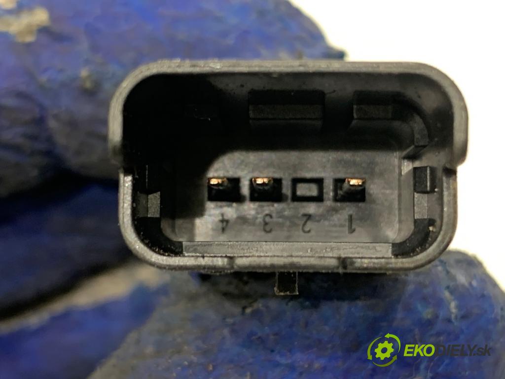 PEUGEOT 508 SW I Kombi 2017 133 kW 2.0 HDi 180 RXH 1997 kondenzátor Start brzdových světel 9801739380