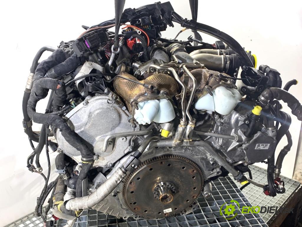 AUDI A7 4G liftback 2015 412 kW RS7 quattro 3993 motor KOMPLETNÍ: CWU