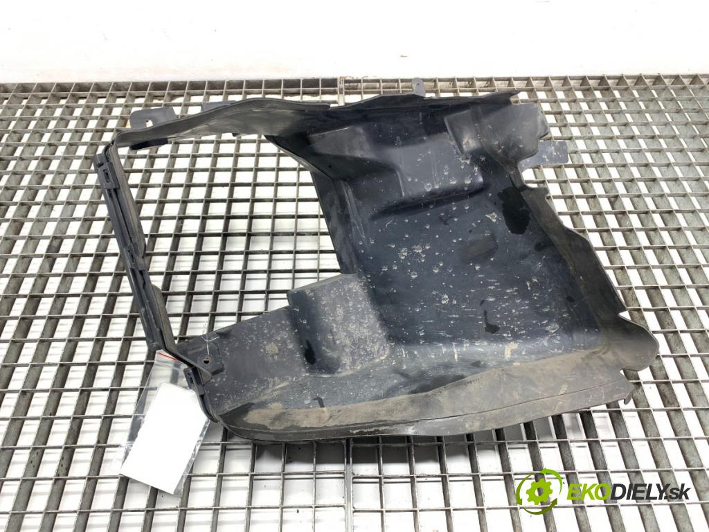 PEUGEOT 308 II liftback 2020 96 kW 1.2 THP 130 1199 volant vzduchu AA38372307