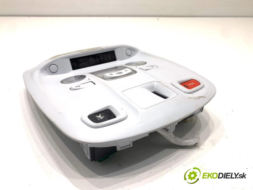 PEUGEOT 308 II liftback 2020 96 kW 1.2 THP 130 1199 světlo stropní 9677821577