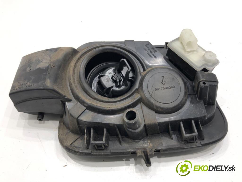 PEUGEOT 308 II liftback 2020 96 kW 1.2 THP 130 1199 dvířka nádrže paliva 9817504180 (Klika dveří ostatní)