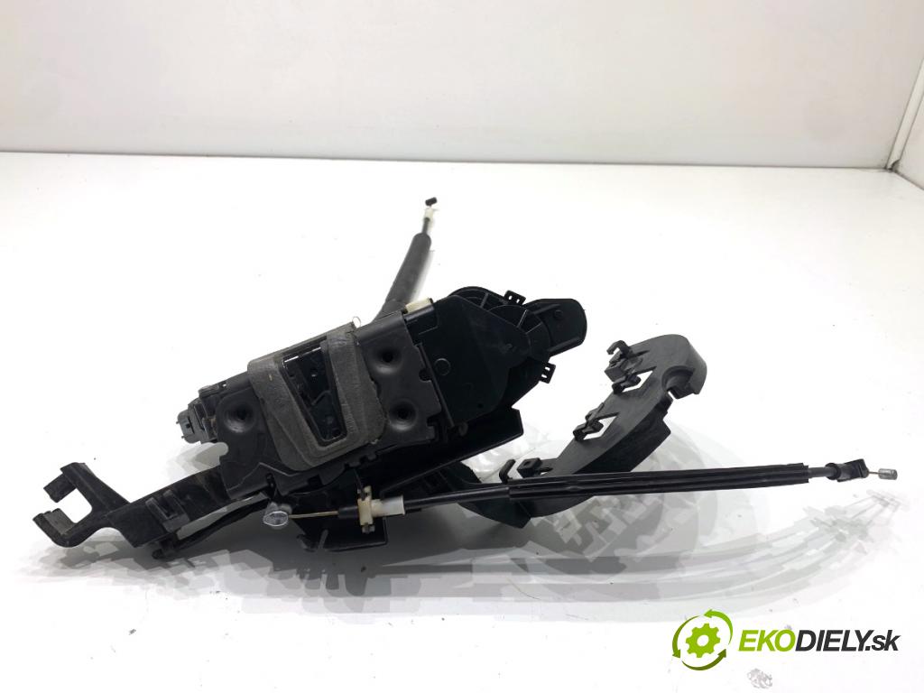 JAGUAR XF I sedan 2014 177 kW 2.0 1999 zámok dveře pravý zadní část 8X2A-26412-BC