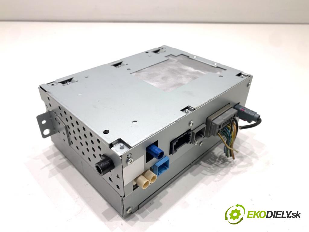 JAGUAR XF I sedan 2014 177 kW 2.0 1999 RADIO CF6N-18C815-JJ (Audio zařízení)