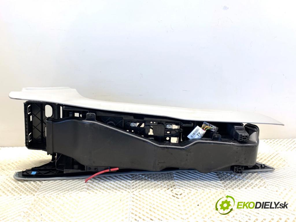 JAGUAR XF I sedan 2014 177 kW 2.0 1999 Tunel stredový (Stredový tunel)