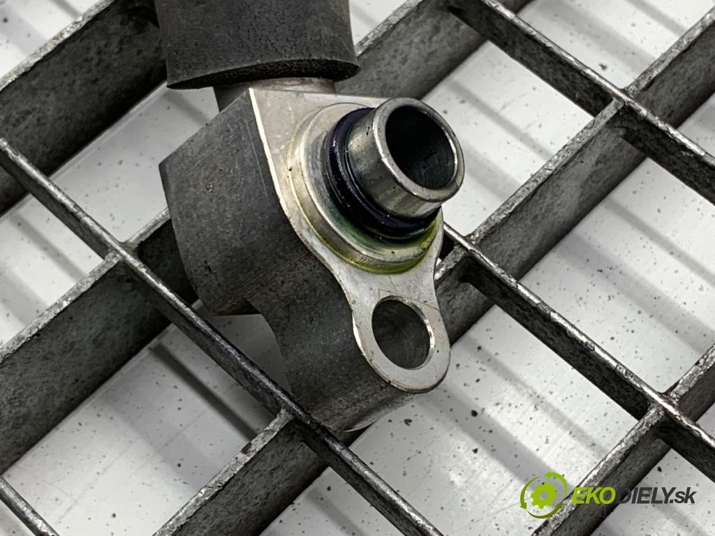 JAGUAR XF I sedan 2014 177 kW 2.0 1999 rúrka klimatizace  (Trubka klimatizace)