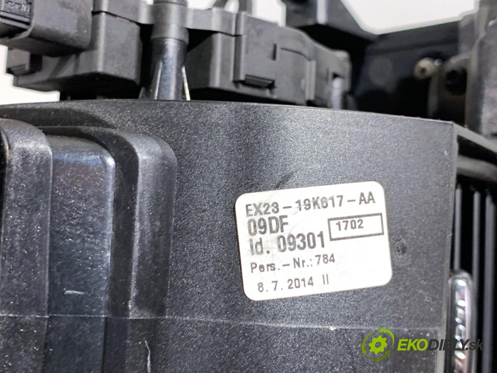 JAGUAR XF I sedan 2014 177 kW 2.0 1999 lišty kryt 8X23-043C26 8X23-045K16-A (Lišta)