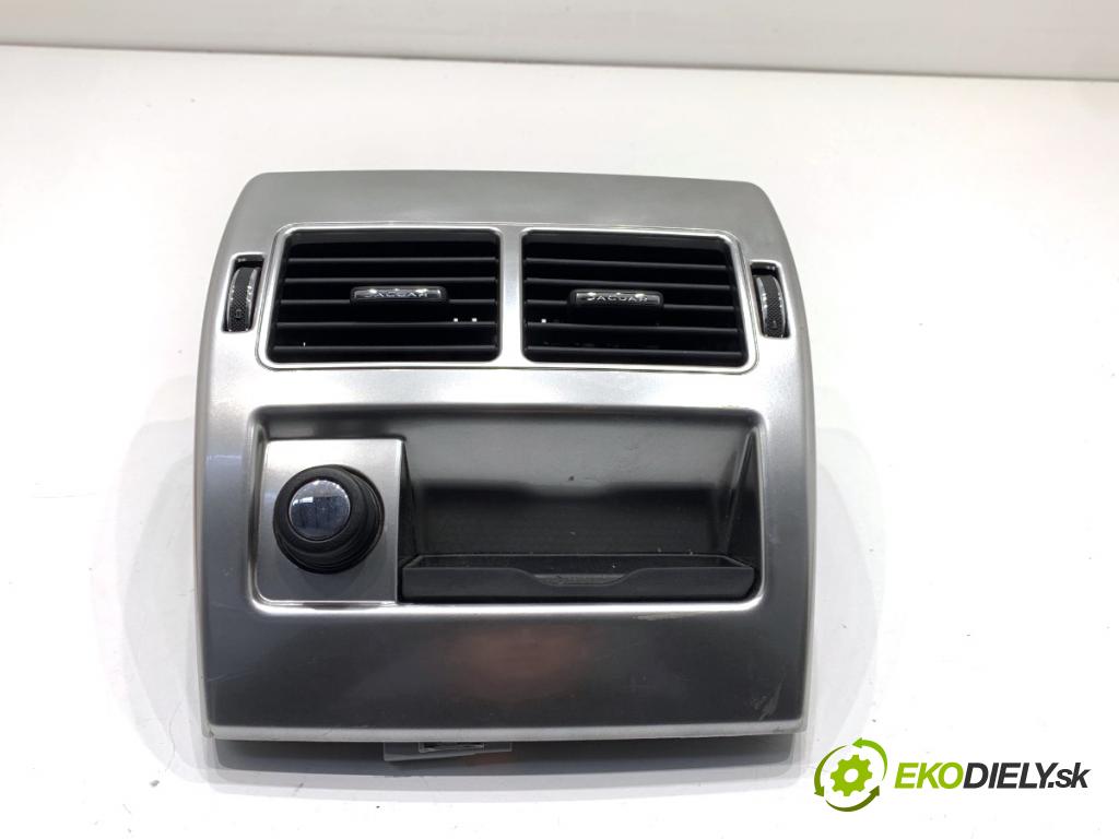 JAGUAR XF I sedan 2014 177 kW 2.0 1999 mří topení zadní část AX23-67846-A