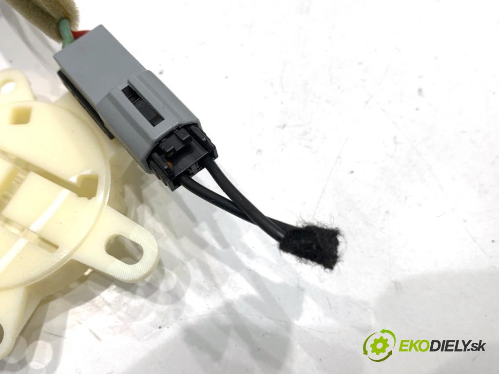 JAGUAR XF I sedan 2014 177 kW 2.0 1999 reproduktory BJ32-18808-BB BJ32-18808-CC