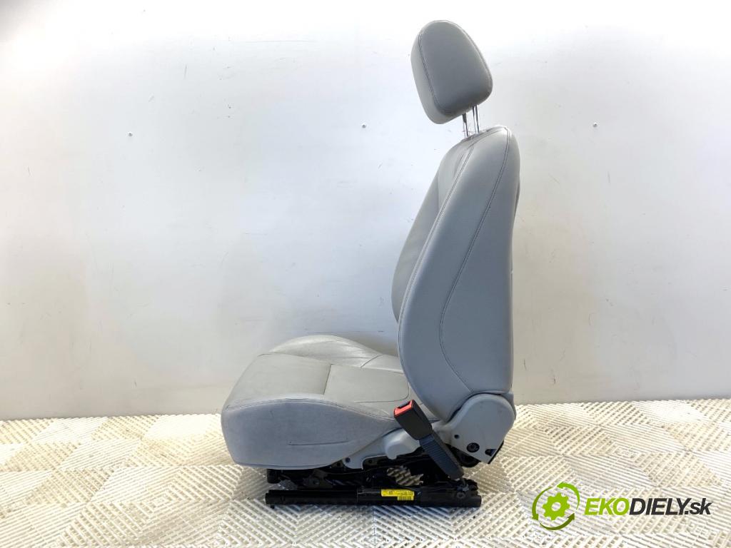 JAGUAR XF I sedan 2014 177 kW 2.0 1999 Sedadlo pravy predný