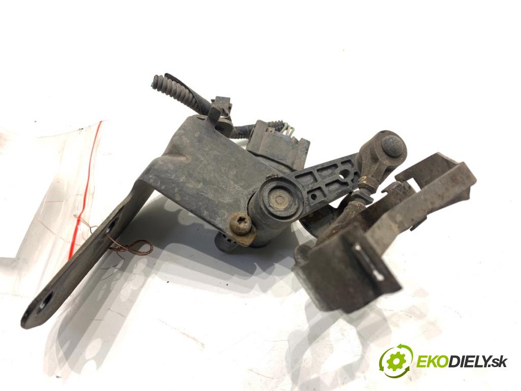 JAGUAR XF I sedan 2014 177 kW 2.0 1999 Snímač XENON pravy predný