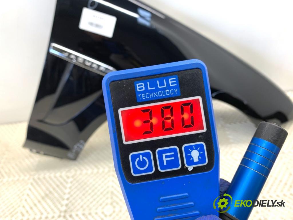 JAGUAR XF I sedan 2014 177 kW 2.0 1999 Blatník pravy predný LIFT