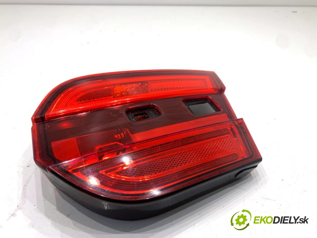 JAGUAR XF I sedan 2014 177 kW 2.0 1999 Svetlo zad pravá vnútorná CX23-15K272-AA (Kľučka dverí ostatné)