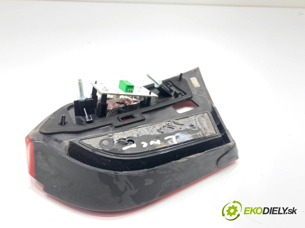 JAGUAR XF I sedan 2014 177 kW 2.0 1999 Svetlo zad ľavá strana vnútorná CX23-15K273-AA (Kľučka dverí ostatné)