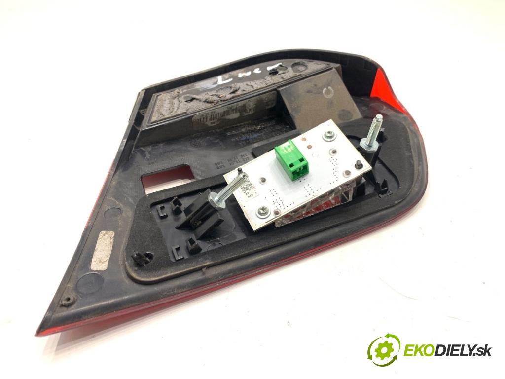 JAGUAR XF I sedan 2014 177 kW 2.0 1999 Svetlo zad ľavá strana vnútorná CX23-15K273-AA (Kľučka dverí ostatné)