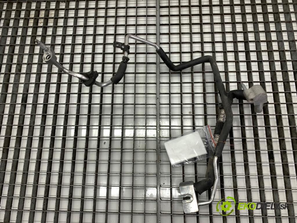 JAGUAR XF I sedan 2014 177 kW 2.0 1999 rúrka klimatizace  (Trubka klimatizace)