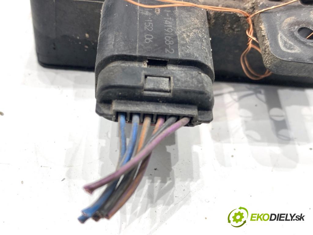 JAGUAR XF I sedan 2014 177 kW 2.0 1999 modul MRTVÍ klapka 9X23-14D453-AH