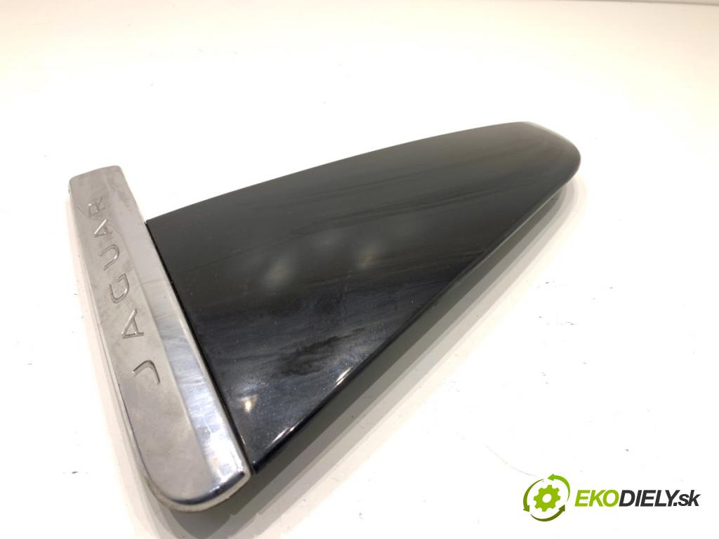 JAGUAR XF I sedan 2014 177 kW 2.0 1999 Mriežky blatníka ľavá strana CX23-280B11-A