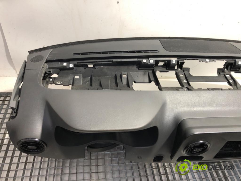 MERCEDES-BENZ SPRINTER 3,5-t Tourer Bus Autobus 2022 125 kW 317 CDI (907.731, 907.733, 907.735) 1950 palubní doska A9106800600 (Palubní deska)