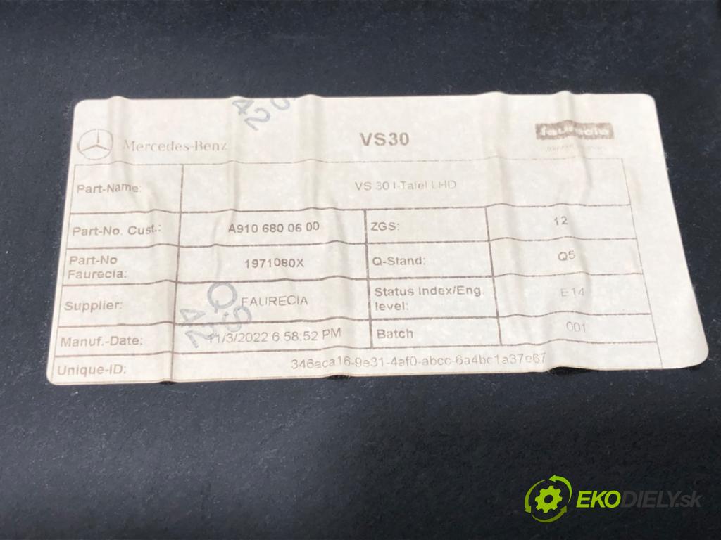 MERCEDES-BENZ SPRINTER 3,5-t Tourer Bus Autobus 2022 125 kW 317 CDI (907.731, 907.733, 907.735) 1950 palubní doska A9106800600 (Palubní deska)