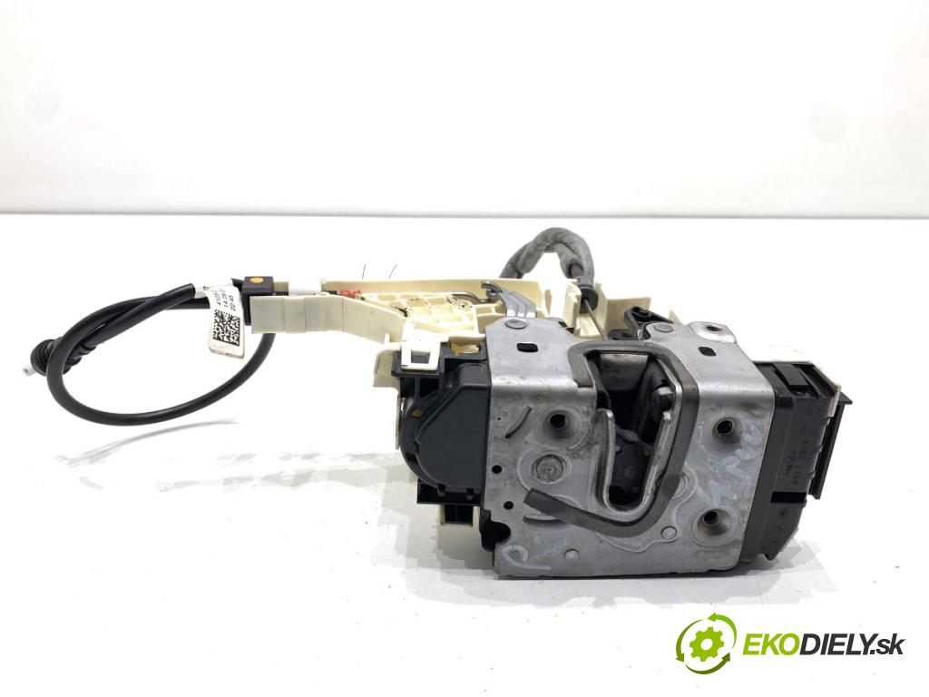 MERCEDES-BENZ SPRINTER 3,5-t Tourer Bus Autobus 2022 125 kW 317 CDI (907.731, 907.733, 907.735) 1950 zámok Dvere pravy predný A9077200300