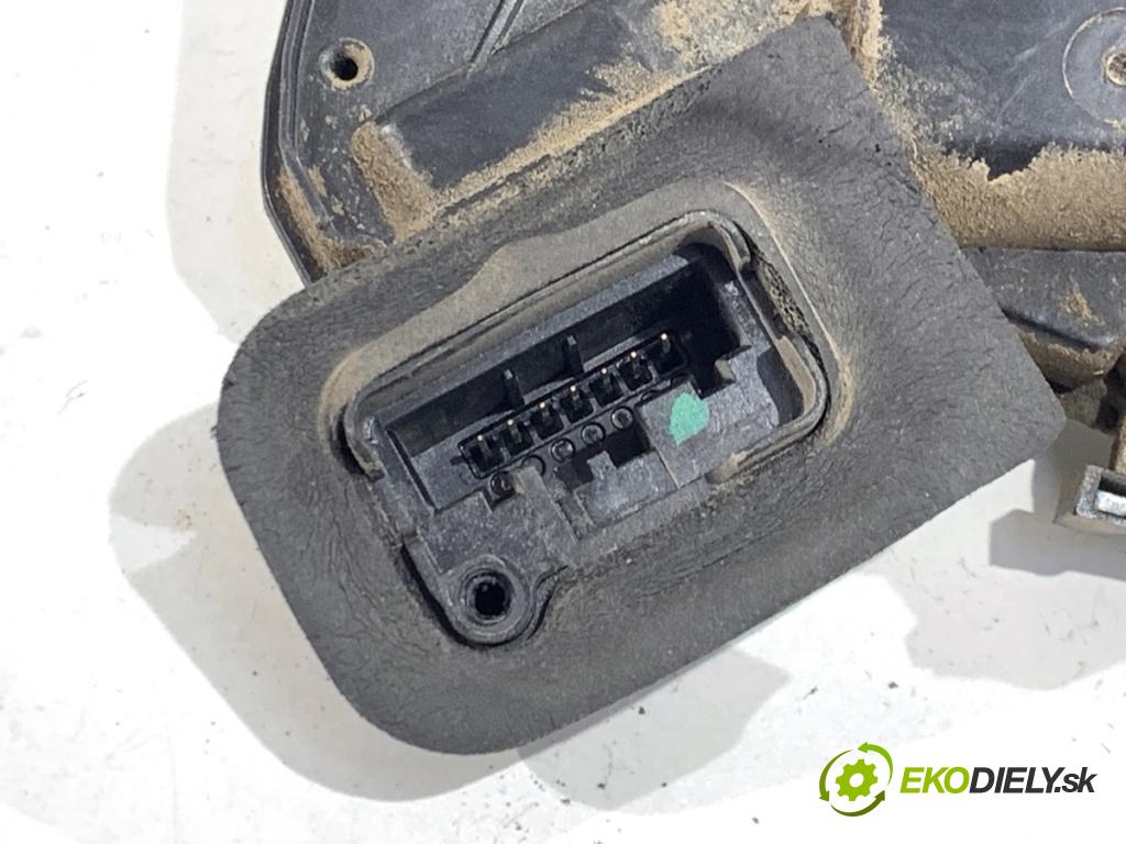 SKODA FABIA III Kombi 2016 55 kW 1.0 999 zámok dveře pravý zadní část 6V0839016A