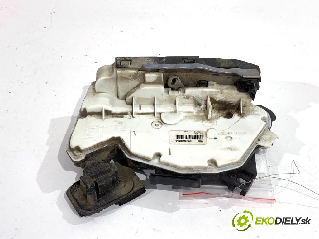 SKODA FABIA III Kombi 2016 55 kW 1.0 999 zámok dveře levý zadní část 6V0839015A