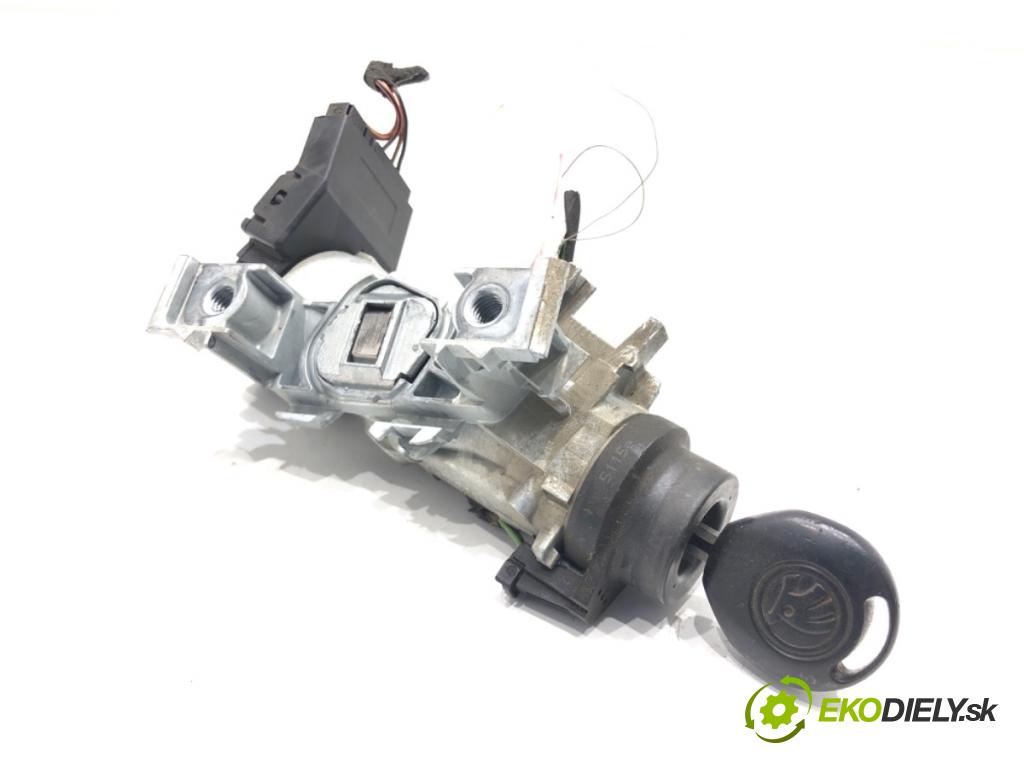 SKODA FABIA III Kombi 2016 55 kW 1.0 999 spinačka 6C0905865 (Spínacia skrinka)