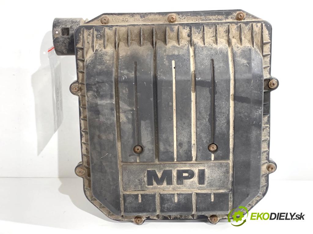 SKODA FABIA III Kombi 2016 55 kW 1.0 999 Obal filtra vzduchu 04C129611J (Obal vzduchového filtra)