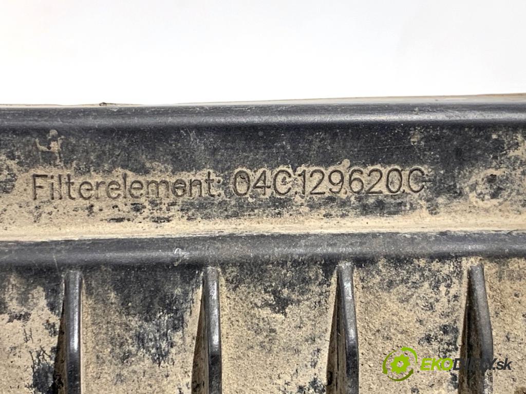 SKODA FABIA III Kombi 2016 55 kW 1.0 999 obal filtra vzduchu 04C129611J (Kryt vzduchového filtru)