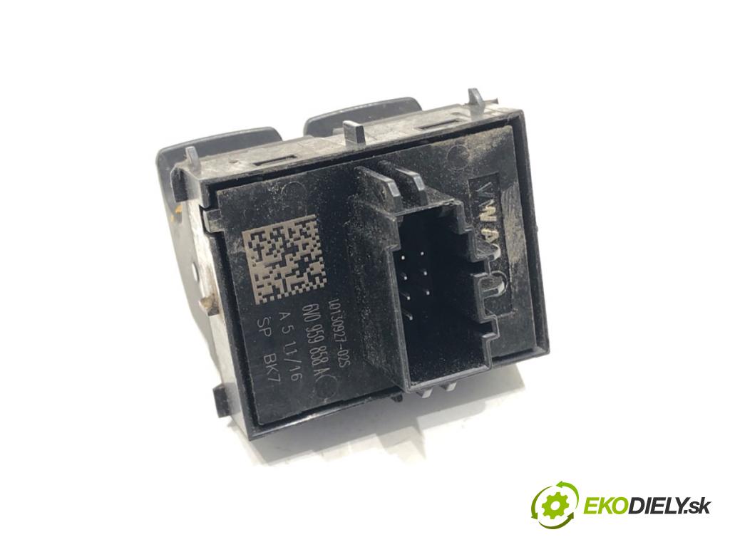 SKODA FABIA III Kombi 2016 55 kW 1.0 999 Prepínač okien 6V0959858A (Prepínacie páčky pod volantom)