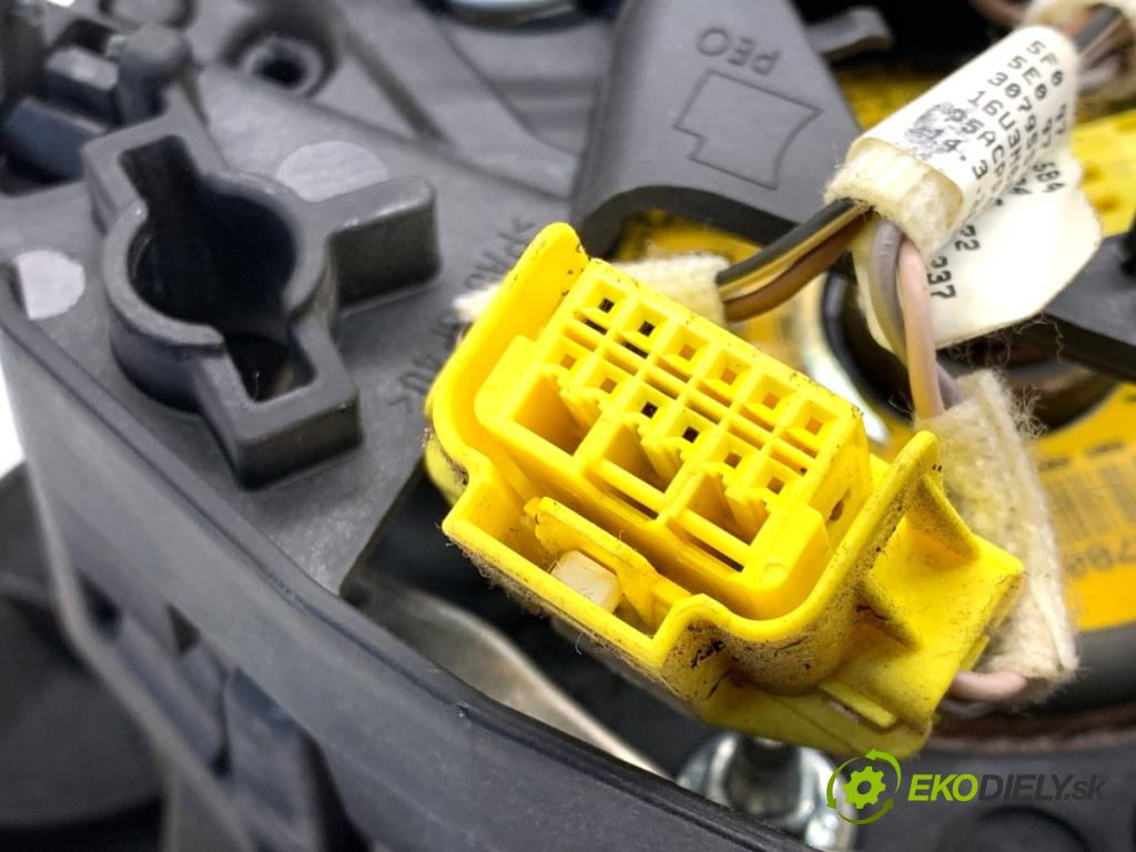 SKODA FABIA III Kombi 2016 55 kW 1.0 999 AirBag volantu 6V0880201 (Airbag)