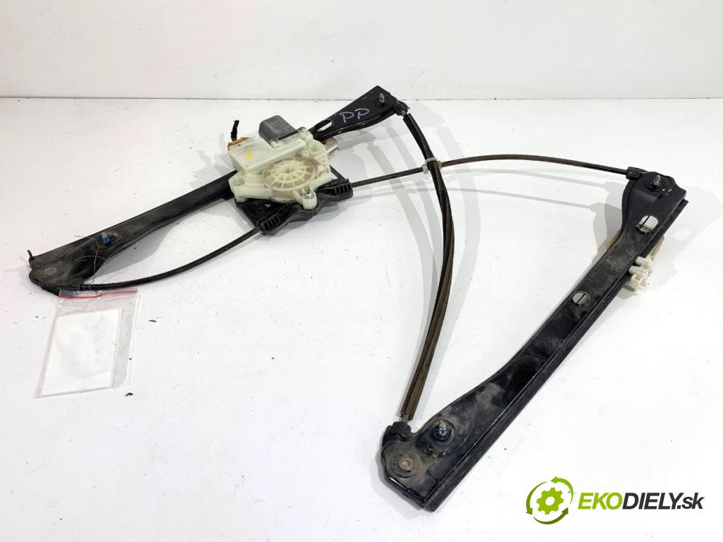 SKODA FABIA III Kombi 2016 55 kW 1.0 999 Mechanizmus okna pravy predný 5JA959812K