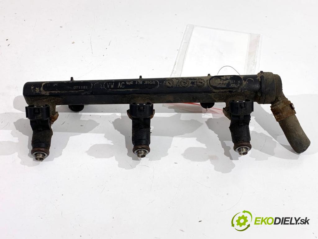 SKODA FABIA III Kombi 2016 55 kW 1.0 999 Lišta vstrekovacia 04C133313R (Vstrekovacia lišta)