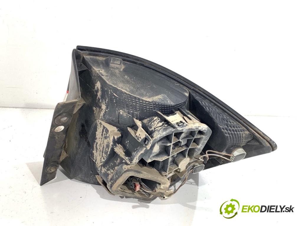 SKODA FABIA III Kombi 2016 55 kW 1.0 999 Svetlo pravy zad 6V9945095