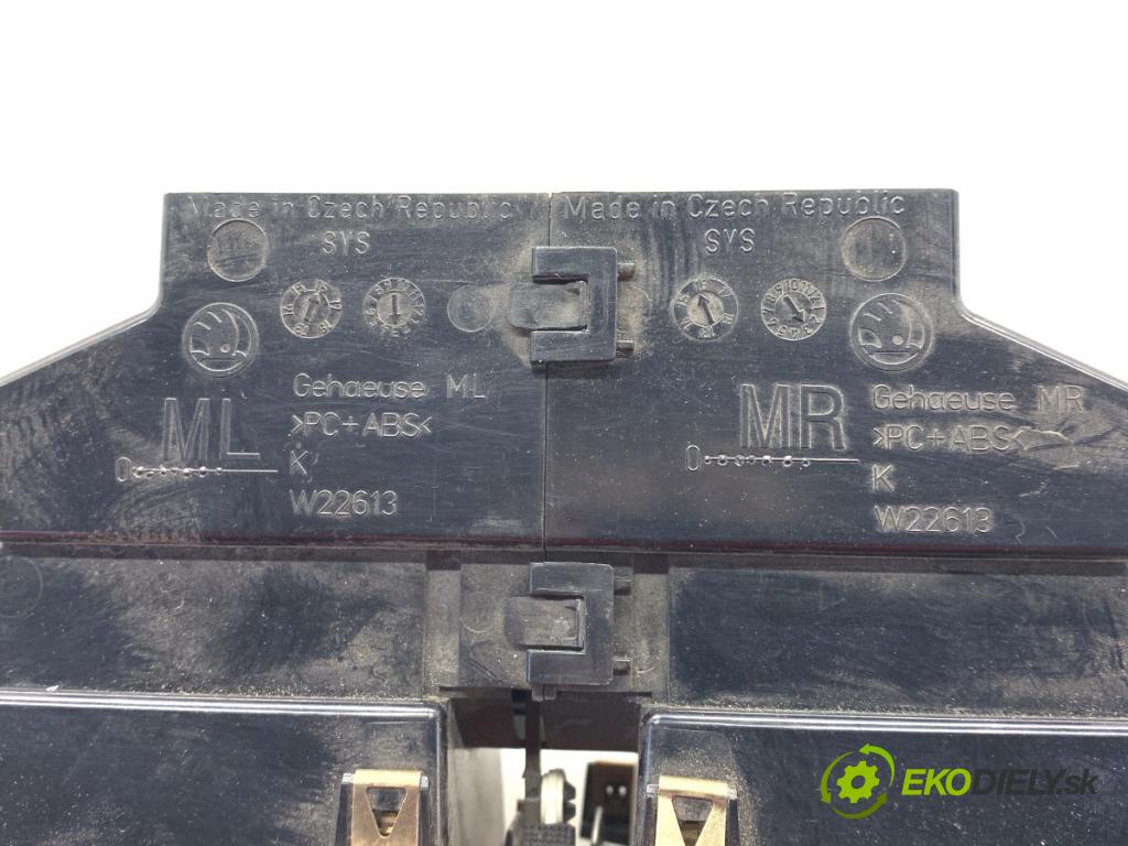 SKODA FABIA III Kombi 2016 55 kW 1.0 999 Mriežky kúrenia predný 6V0820951