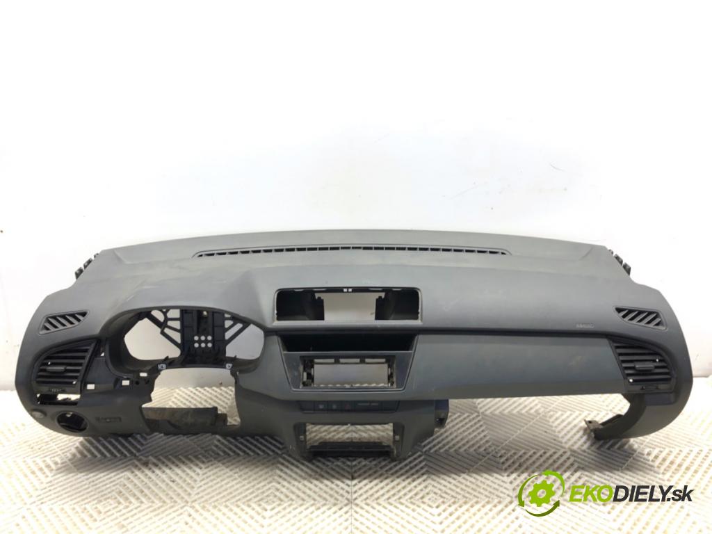 SKODA FABIA III Kombi 2016 55 kW 1.0 999 Palubná doska VANKÚŠ: spolujazdca 6V0880204