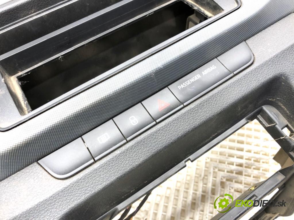 SKODA FABIA III Kombi 2016 55 kW 1.0 999 Palubná doska VANKÚŠ: spolujazdca 6V0880204