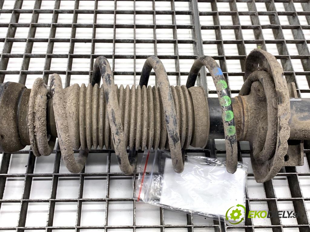 SKODA FABIA III Kombi 2016 55 kW 1.0 999 tlumič pravý přední část ZE