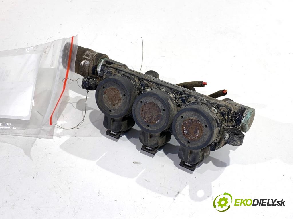 SKODA FABIA III Kombi 2016 55 kW 1.0 999 vstřikovač LPG 110R-000123