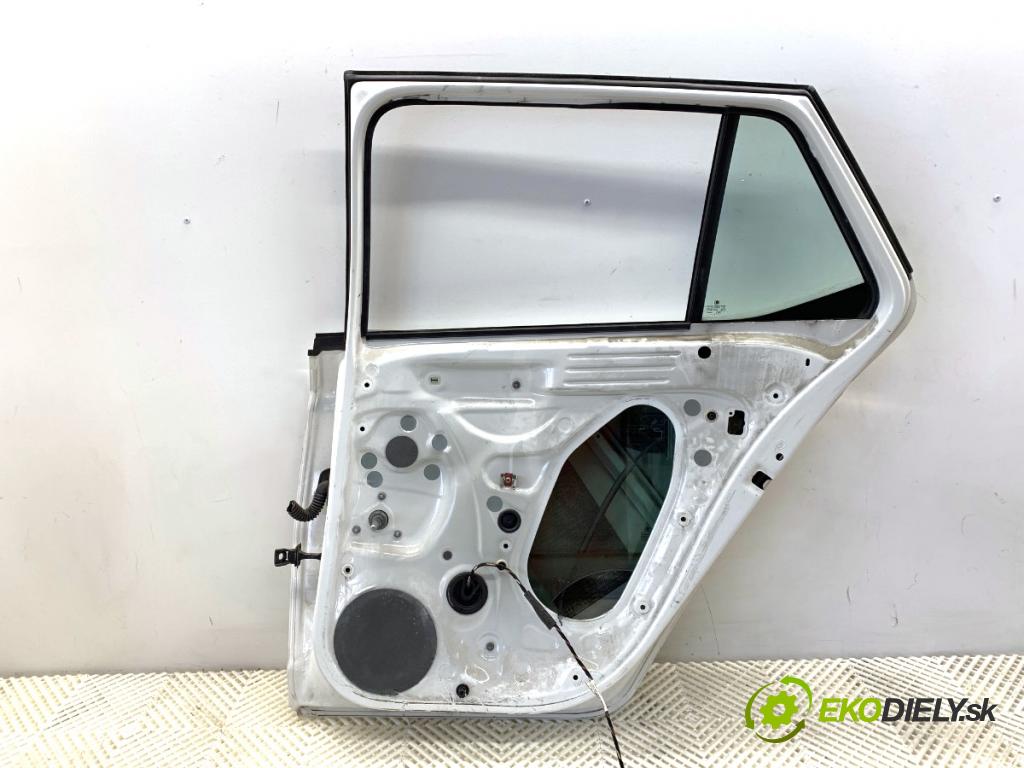 SKODA FABIA III liftback 2019 55 kW 1.0 999 dveře pravý zadní část LF9E LF9E