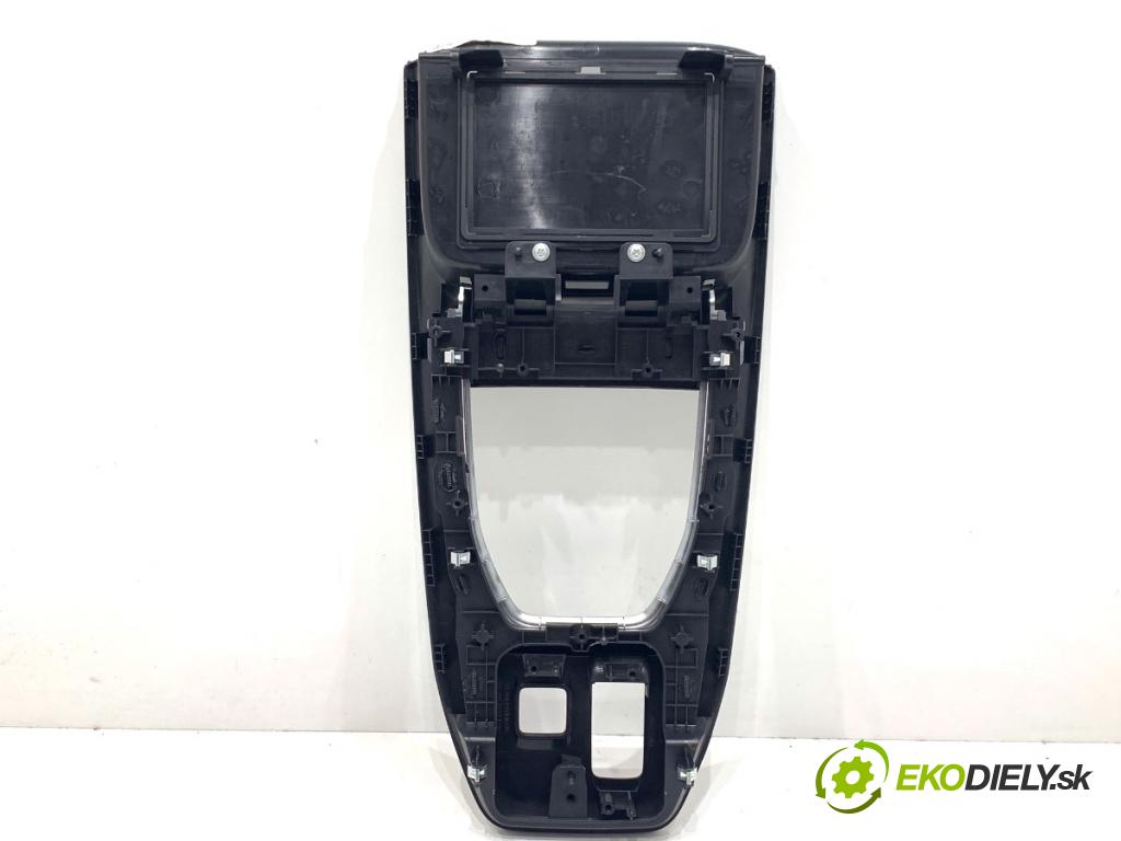 NISSAN QASHQAI J12 SUV 2024 103 kW 1.3 DIG-T 1332 kryt TUNEL: stredového 969356UN0A