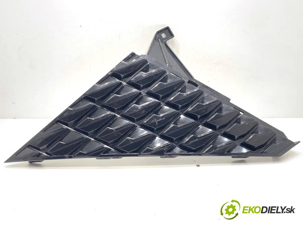 NISSAN QASHQAI J12 SUV 2024 103 kW 1.3 DIG-T 1332 Mriežka maska pravá 62382HN10A (Mriežka predná (maska chladiča))