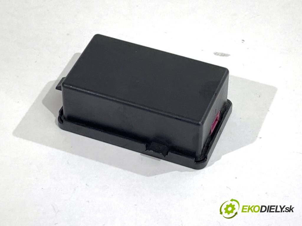 MERCEDES-BENZ SPRINTER 3,5-t Tourer Bus Autobus 2022 125 kW 317 CDI (907.731, 907.733, 907.735) 1950 Zosilňovač Antenní: A9079051108 (Zosilňovač)