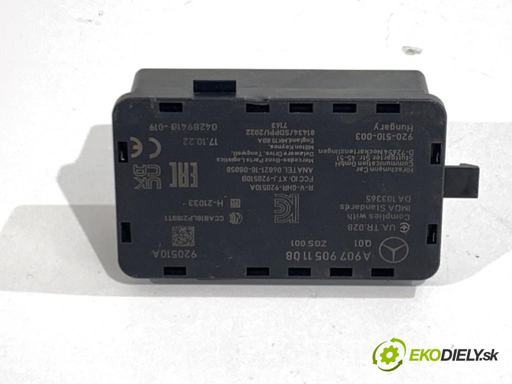 MERCEDES-BENZ SPRINTER 3,5-t Tourer Bus Autobus 2022 125 kW 317 CDI (907.731, 907.733, 907.735) 1950 zesilovač Antenní: A9079051108 (Zesilovač)