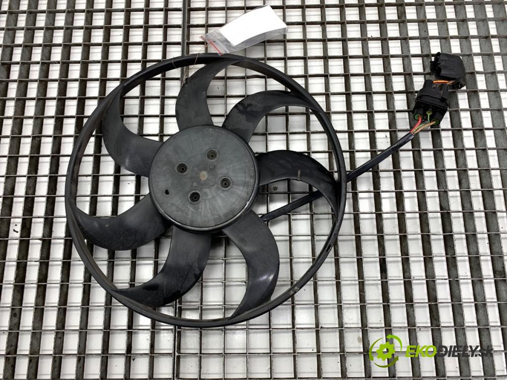 VW GOLF VII liftback 2016 92 kW 1.4 TSI 1395 ventilátor chladiče 5Q0959455BE (Ventilátor)